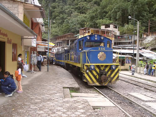 Tren en Macchu Picchu
